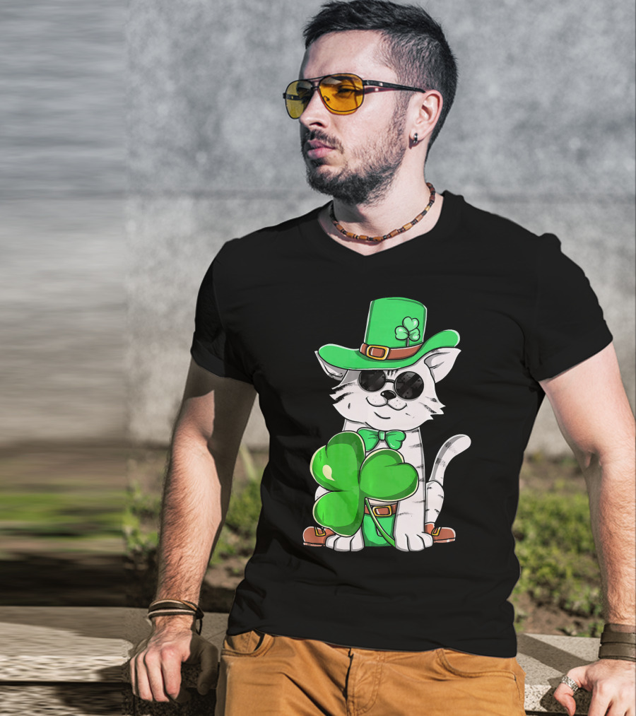 Leprechaun Cat Shamrock Irish St Pat Day Kitty T-Shirt
