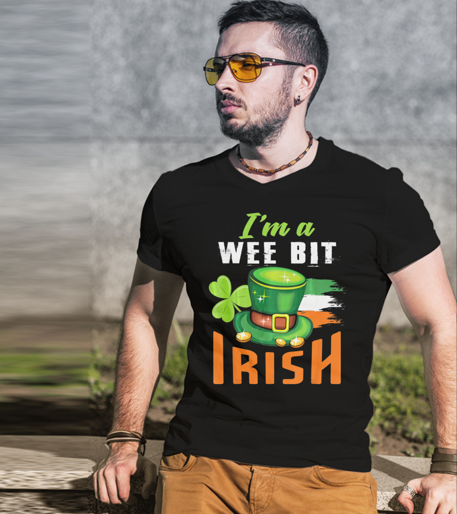 I'm A Wee Bit Irish Shamrock Hat And Flag St. Patrick's Day T-Shirt
