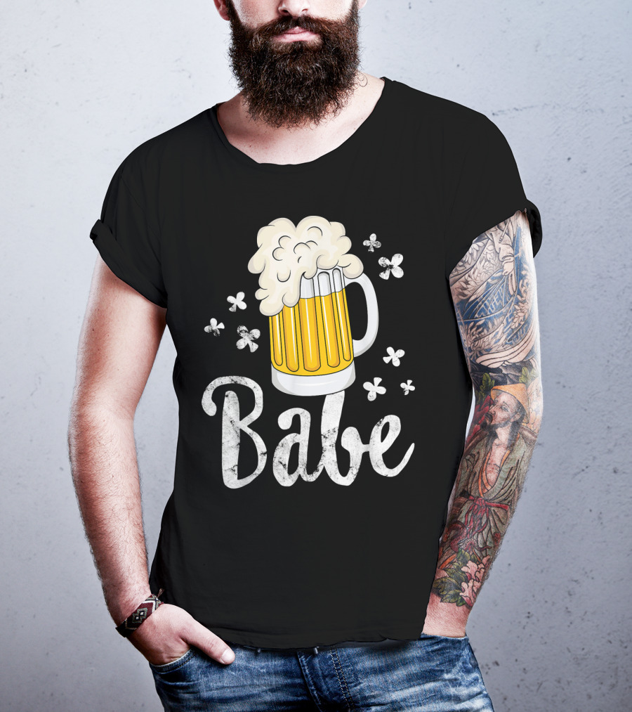 Beer Babe Mug Foam And Flowers T-Shirt