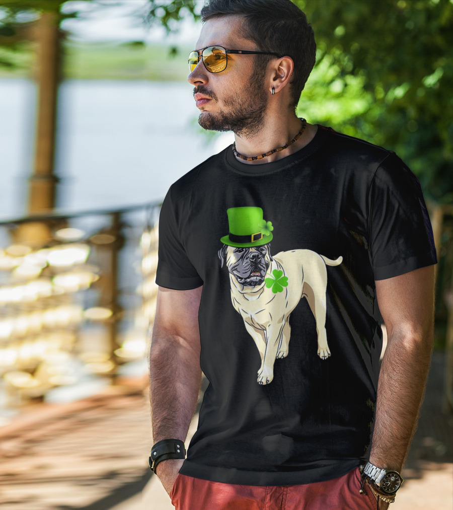 St Patricks Day BullMastiff Dog Irish Shamrock Hat T-Shirt
