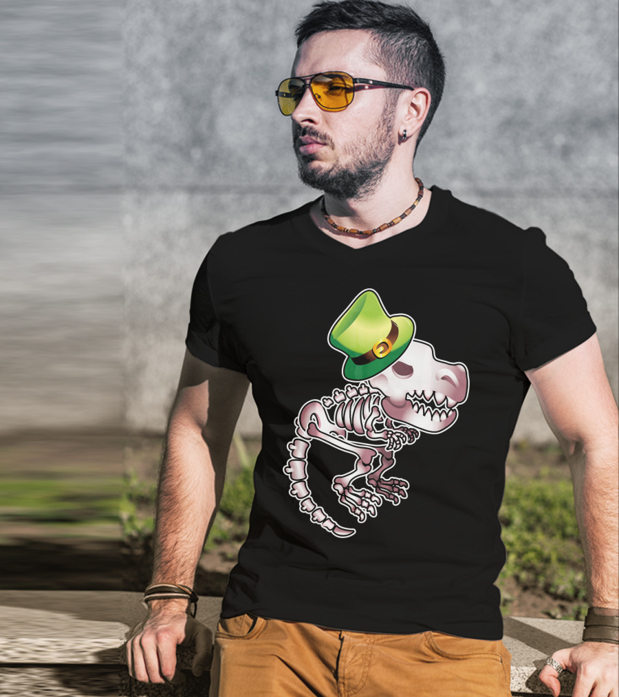 T Rex Dinosaur Skeleton With Green Leprechaun Hat T-Shirt