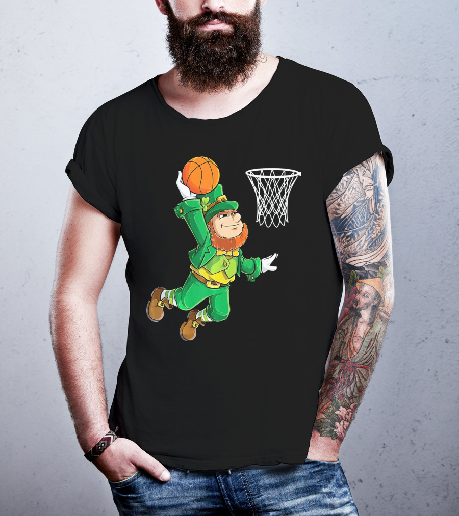 Leprechaun Basketball Dunk St Patrick's Day T-Shirt