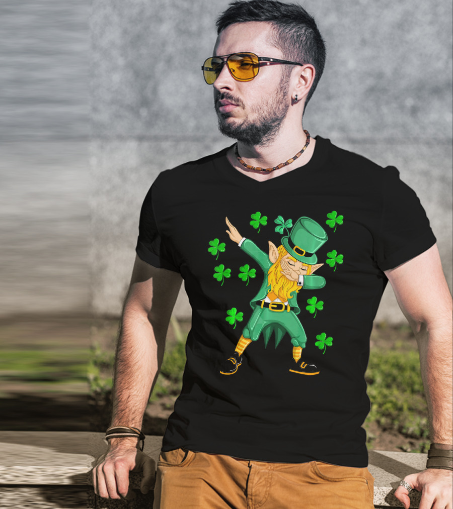 Dabbing Leprechaun Shamrock St. Patrick's Day Elf T-Shirt