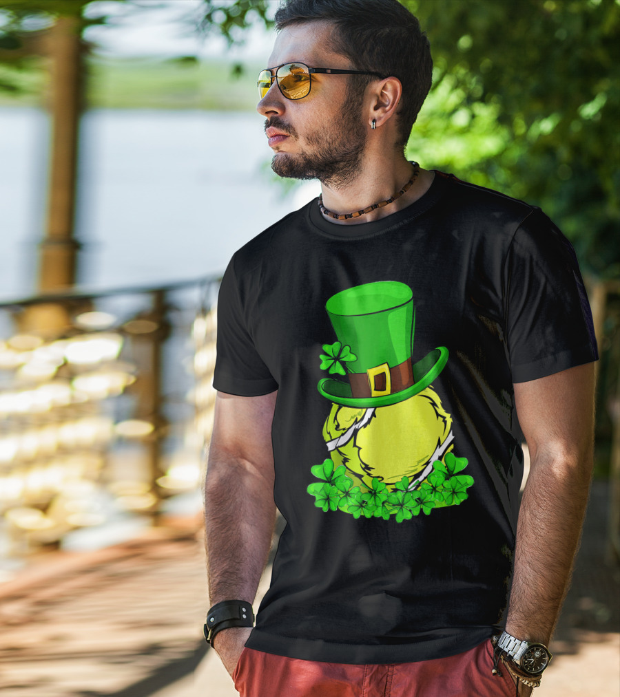 Leprechaun Hat Shamrock Tennis Ball St Patrick T-Shirt