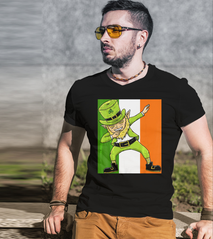 Irish Flag Dabbing Leprechaun St Patrick's Day T-Shirt