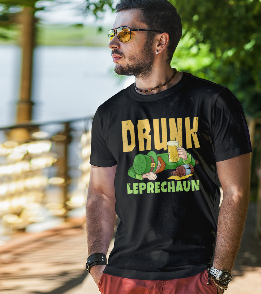 Drunk Leprechaun Holding Beer Mug And Whiskey Bottle T-Shirt