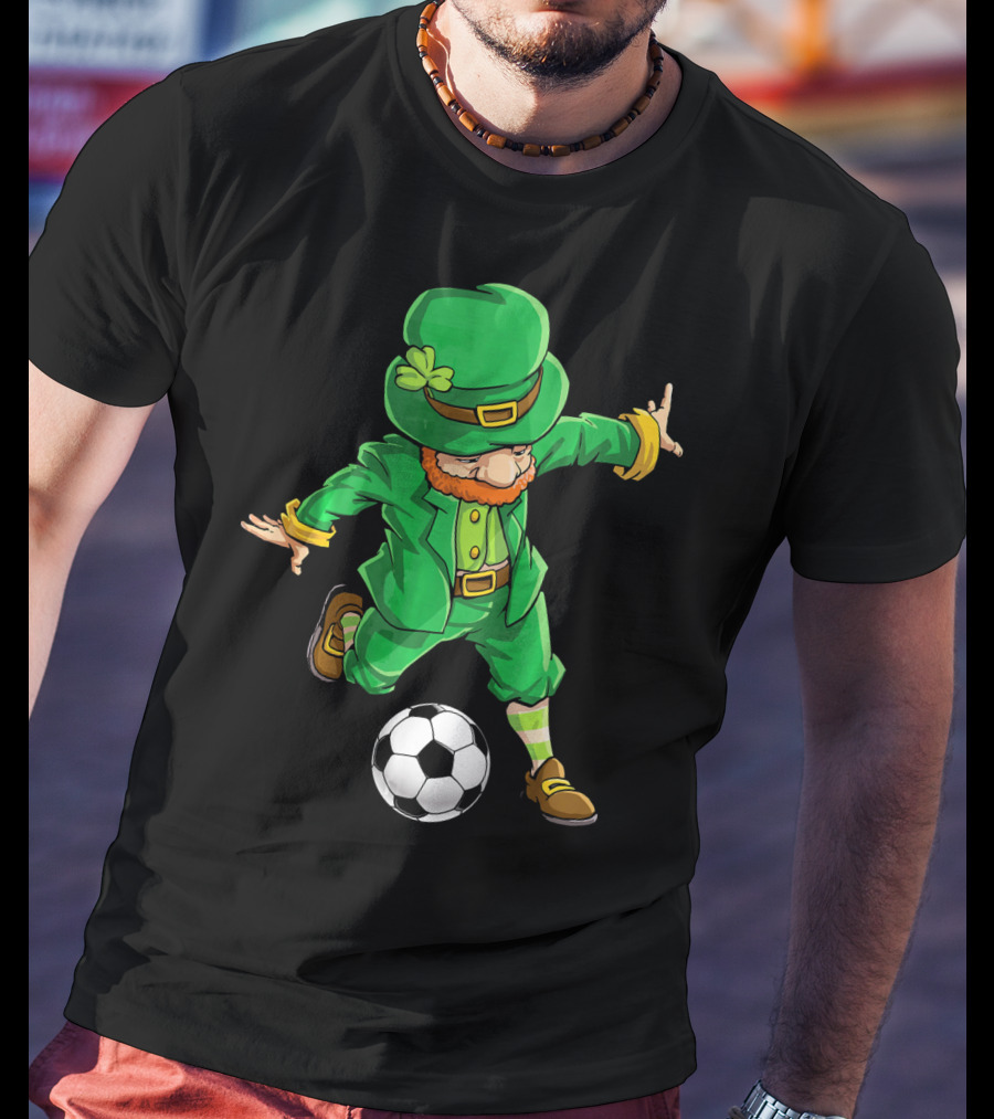 Leprechaun Playing Soccer St Patricks Day T-Shirt