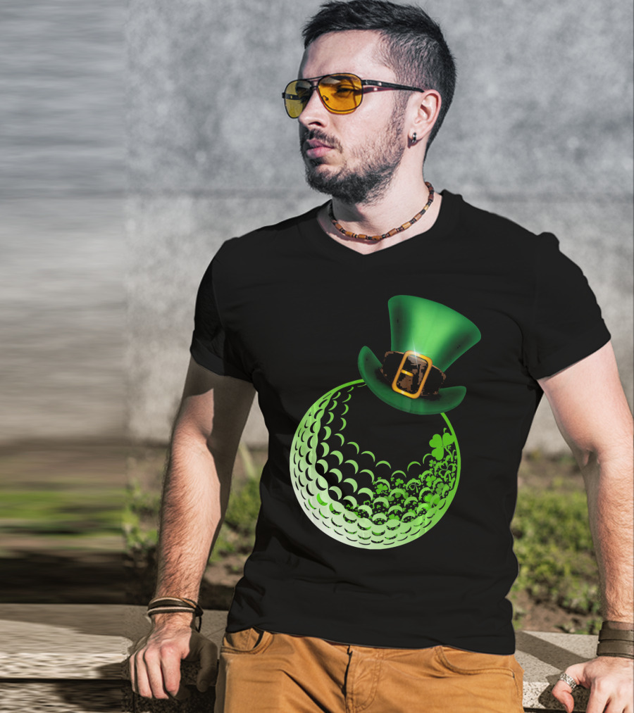 Shamrock Golf Ball With Leprechaun Hat St Patrick's Day Fun T-Shirt