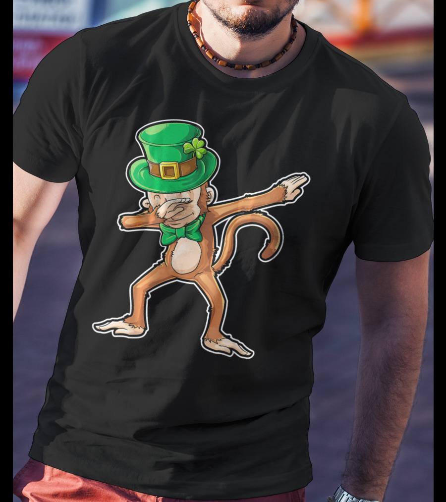 Dabbing Monkey St. Patrick's Day Leprechaun Hat Green Bow Tie T-Shirt