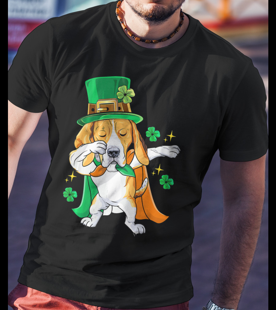 Beagle Dabbing Leprechaun St Patricks Day Shamrocks T-Shirt