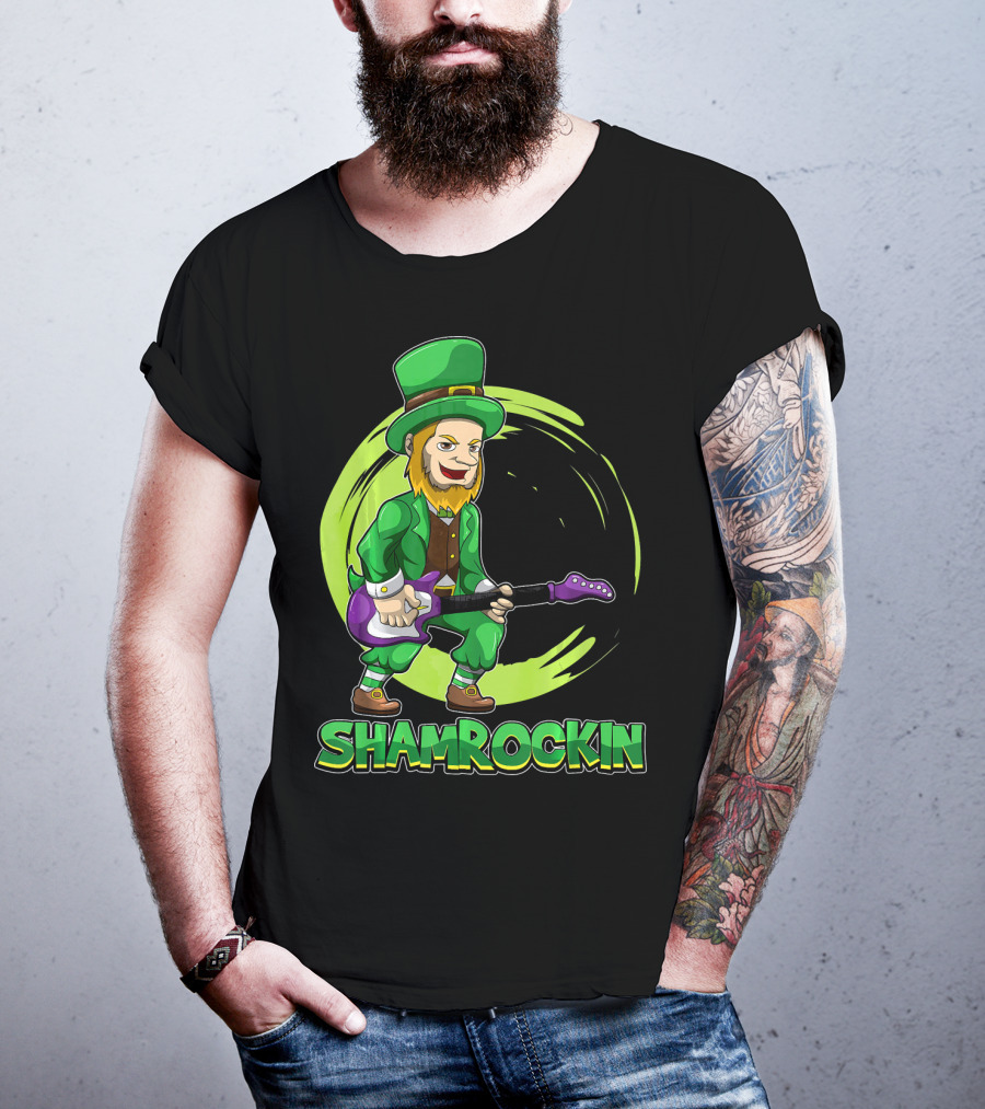 Shamrockin Leprechaun With E Guitar Rocking Celtic Style Green Circle Background T-Shirt