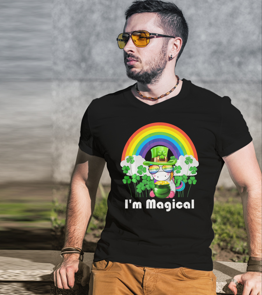 I'm Magical St. Patrick's Day Unicorn With Rainbow And Shamrocks T-Shirt