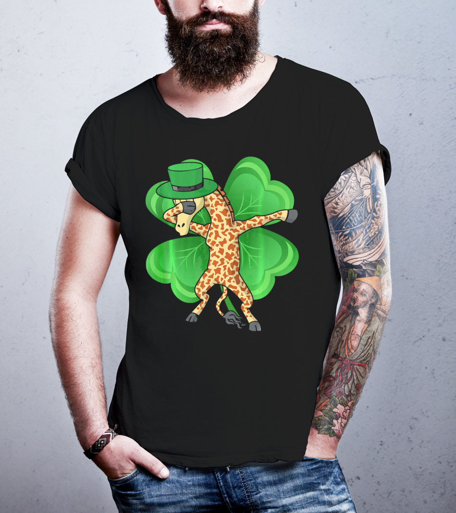Dabbing Giraffe Leprechaun Shamrock St. Patrick's Day T-Shirt