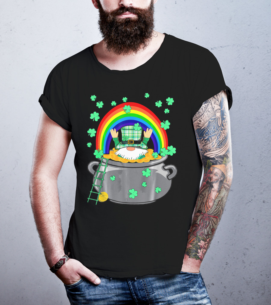 Cute Leprechaun Trap Funny Pot Of Gold With Rainbow And Shamrocks T-Shirt