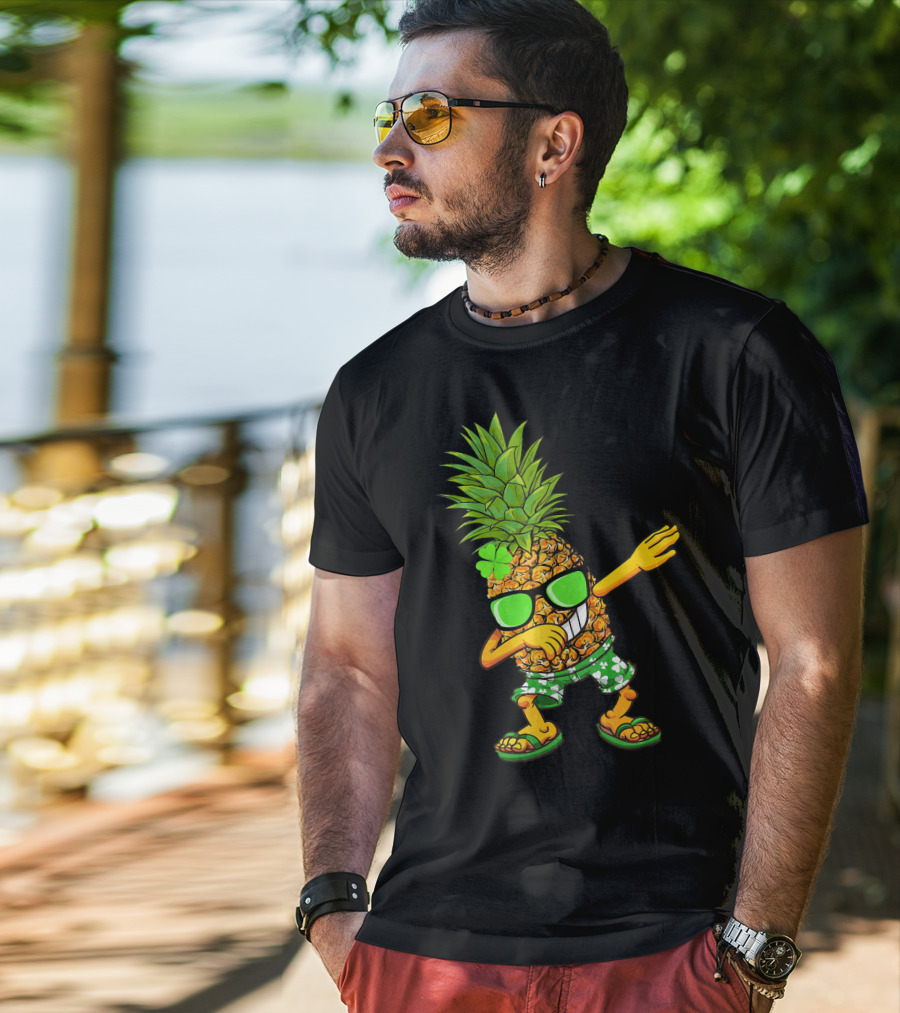 Pineapple Leprechaun Dabbing Clover Sunglasses St Patrick's Shorts T-Shirt