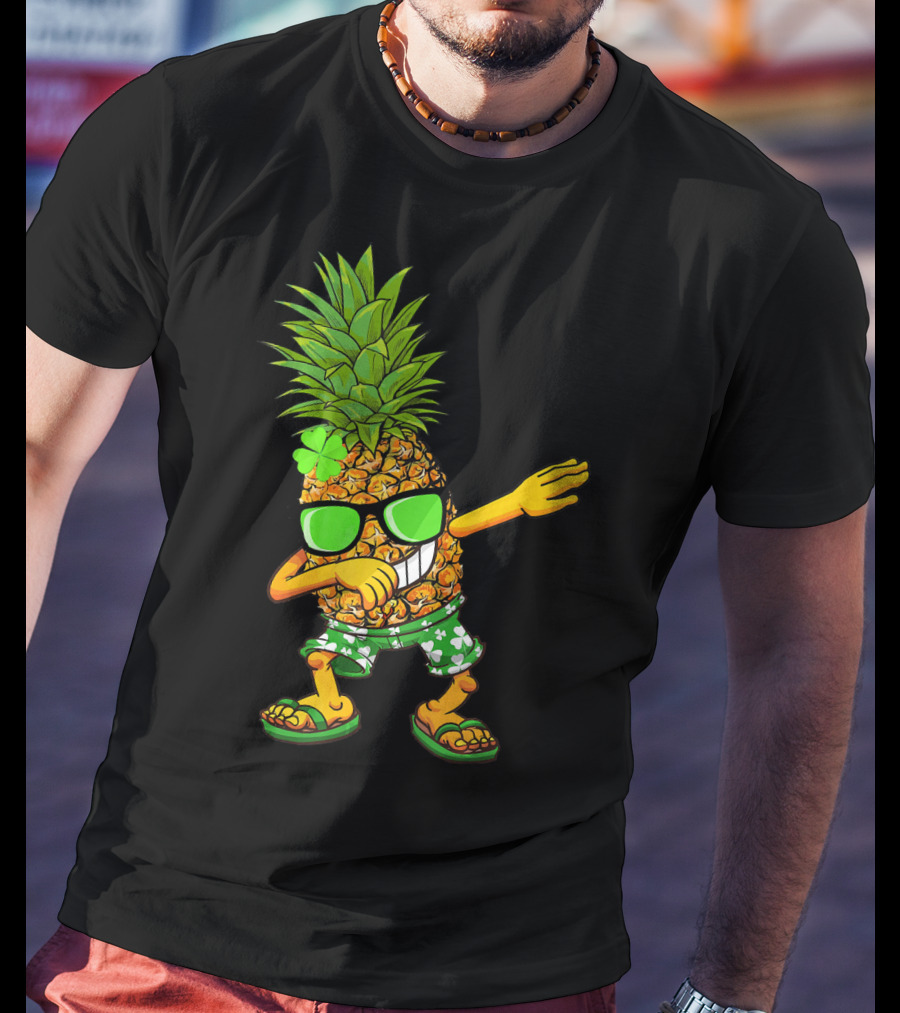 Pineapple Leprechaun Dabbing Clover Sunglasses St Patrick's Shorts T-Shirt