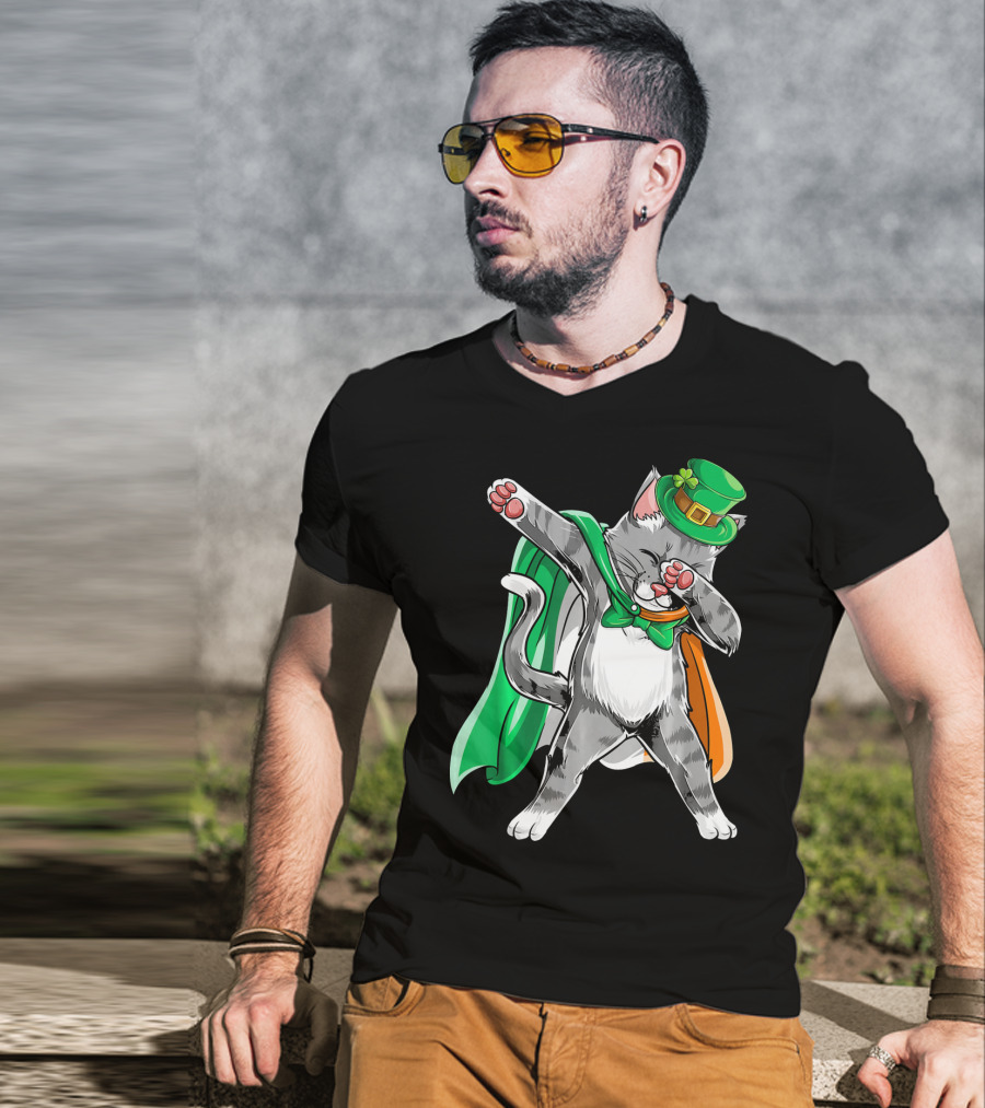 Dabbing Cat Irish Leprechaun St. Patrick's Day T-Shirt