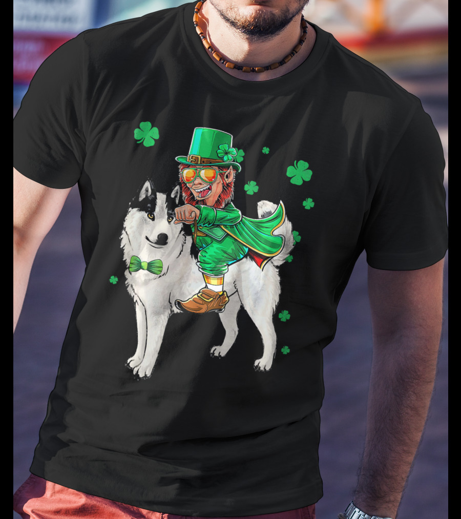 Leprechaun Riding Siberian Husky With Shamrock Bow Tie And Clover Background T-Shirt