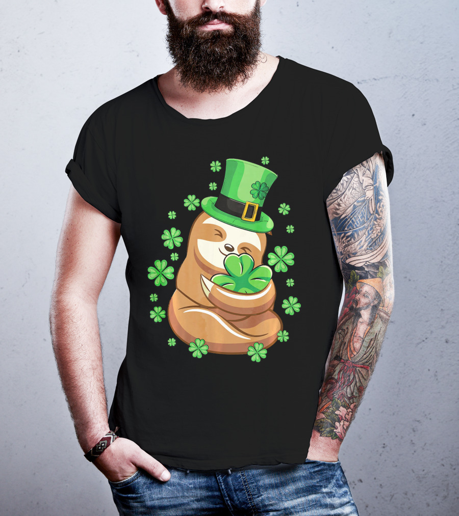 Lucky Sloth St Patricks Day Leprechaun With Shamrocks And Green Hat T-Shirt