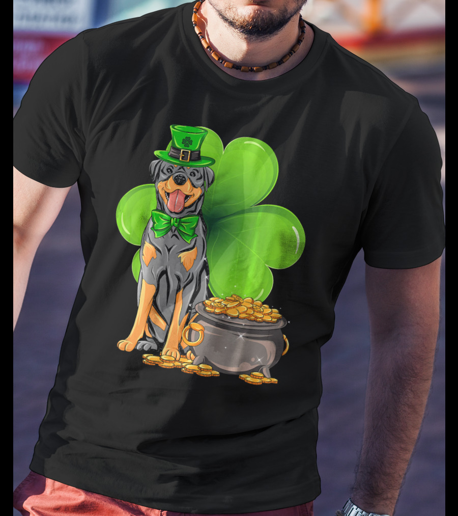Rottweiler St Patricks Day Leprechaun With Shamrock And Gold Coins T-Shirt