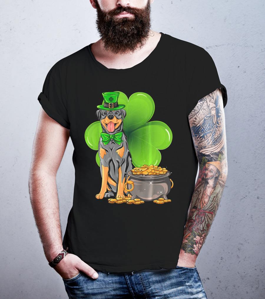 Rottweiler St Patricks Day Leprechaun With Shamrock And Gold Coins T-Shirt