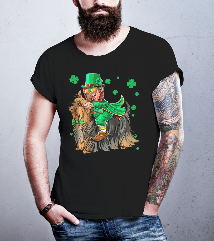 Leprechaun Riding Silky Terrier Shamrock St Patrick's Day T-Shirt