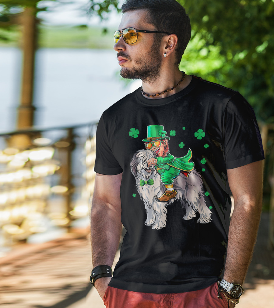 Leprechaun Olde English Sheepdog Shamrock St. Patrick's Day T-Shirt