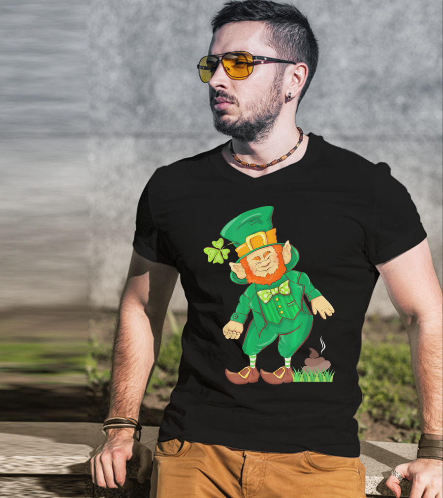 St Paddy Pooping Leprechaun Funny Saint Patrick's Day Humor T-Shirt