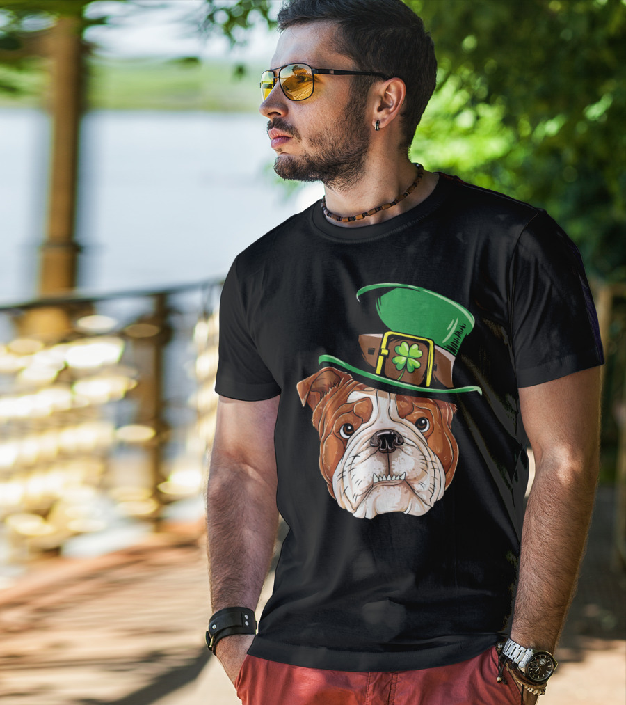 English Bulldog St. Patrick's Day Hat T-Shirt