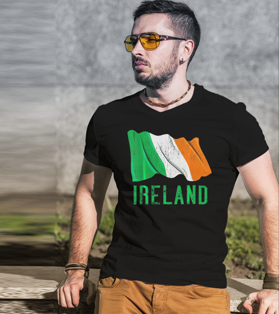 Vintage Ireland Flag Irish Retro St. Pat Ireland T-Shirt