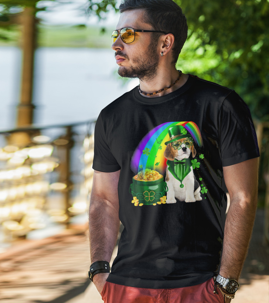 Beagle Dog Rainbow Leprechaun Hat Shamrock Coin Pot T-Shirt
