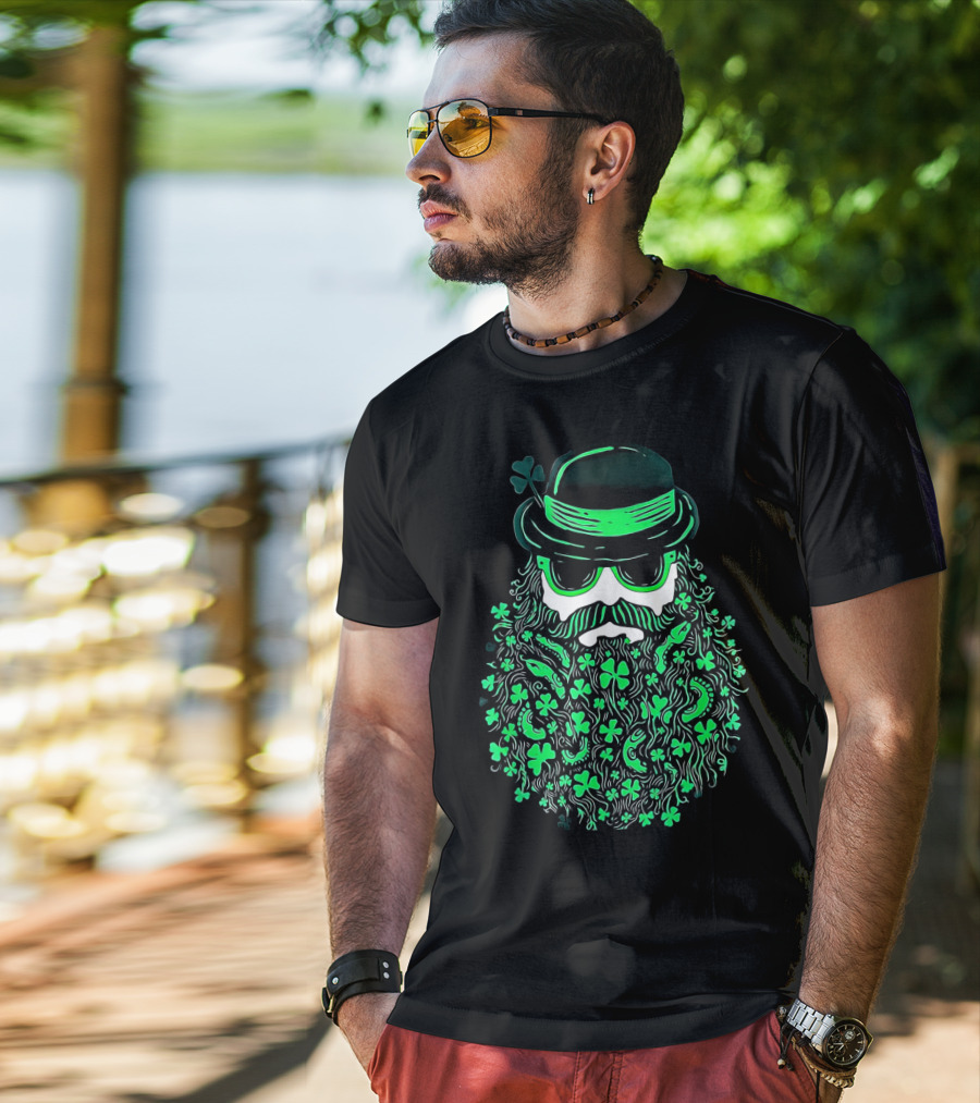 Shamrock Moustache Leprechaun St Patrick's Beard Hat Sunglasses T-Shirt