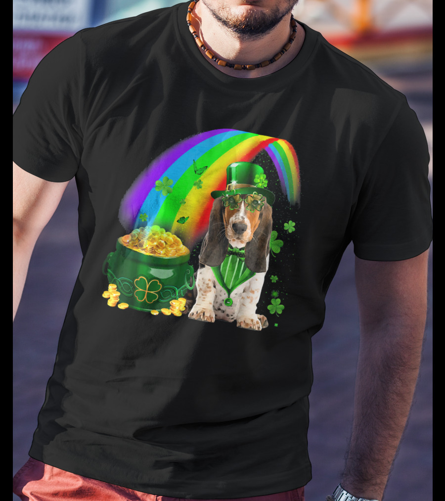 Basset Hound With Leprechaun Hat Rainbow And Pot Of Gold T-Shirt