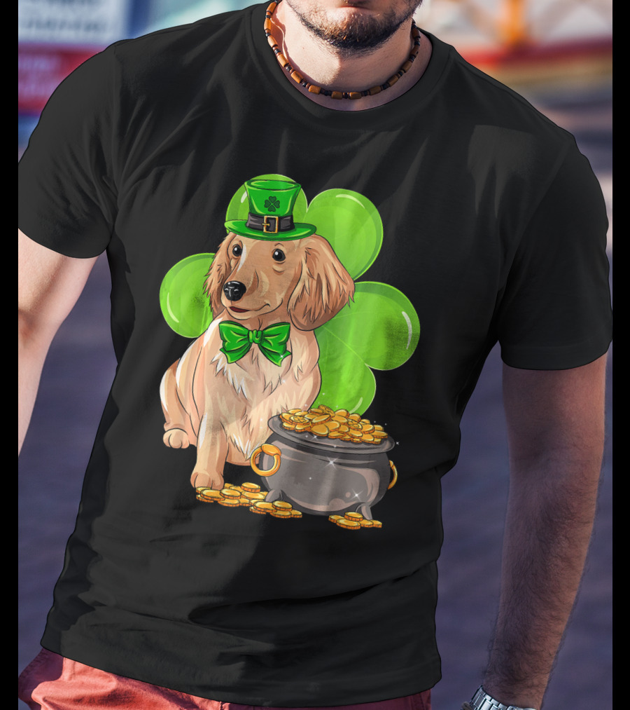 Miniature Dachshund St Patricks Day Leprechaun With Shamrock And Pot Of Gold T-Shirt