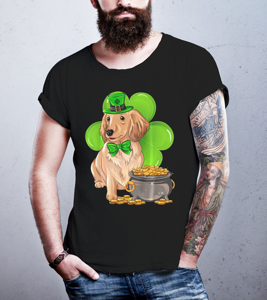 Miniature Dachshund St Patricks Day Leprechaun With Shamrock And Pot Of Gold T-Shirt