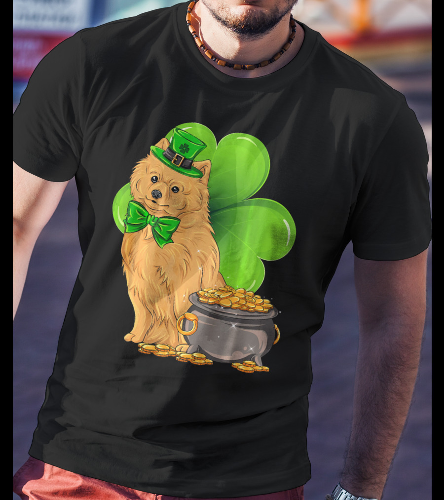 Pomeranian St Patricks Day Leprechaun Dog With Pot Of Gold And Clover T-Shirt