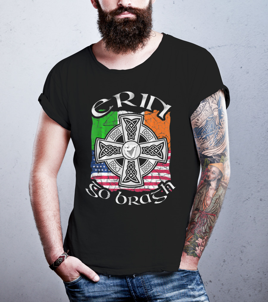Erin Go Bragh Celtic Cross Irish US Flag St. Patrick's Day T-Shirt