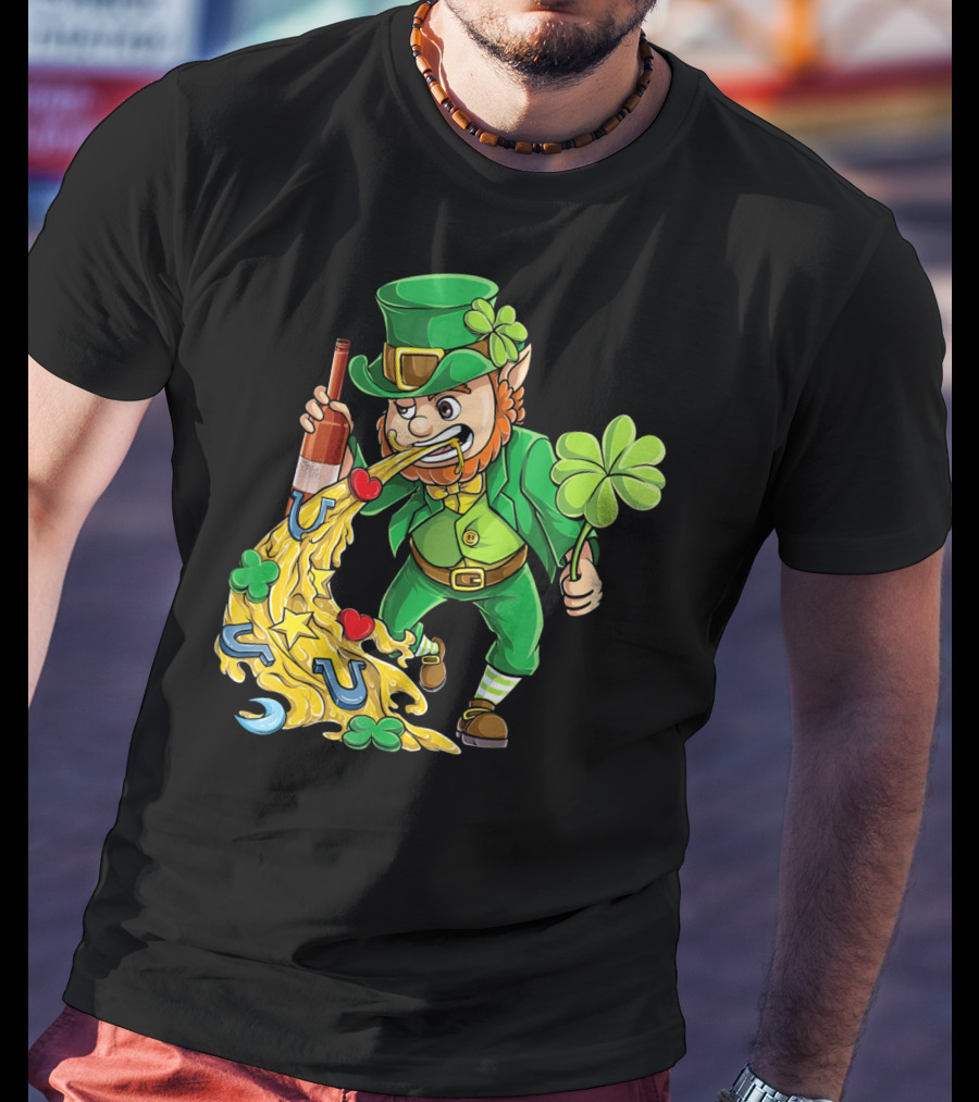 St Patricks Day Leprechaun Pouring Shamrocks Hearts Horseshoes And Stars T-Shirt