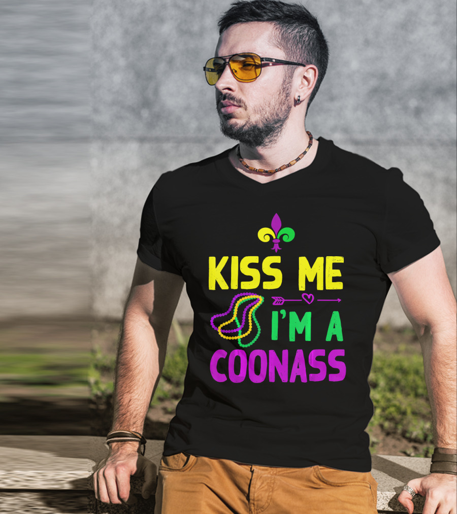 Kiss Me I'm A Coonass Mardi Gras Fleur-de-Lis Beads T-Shirt