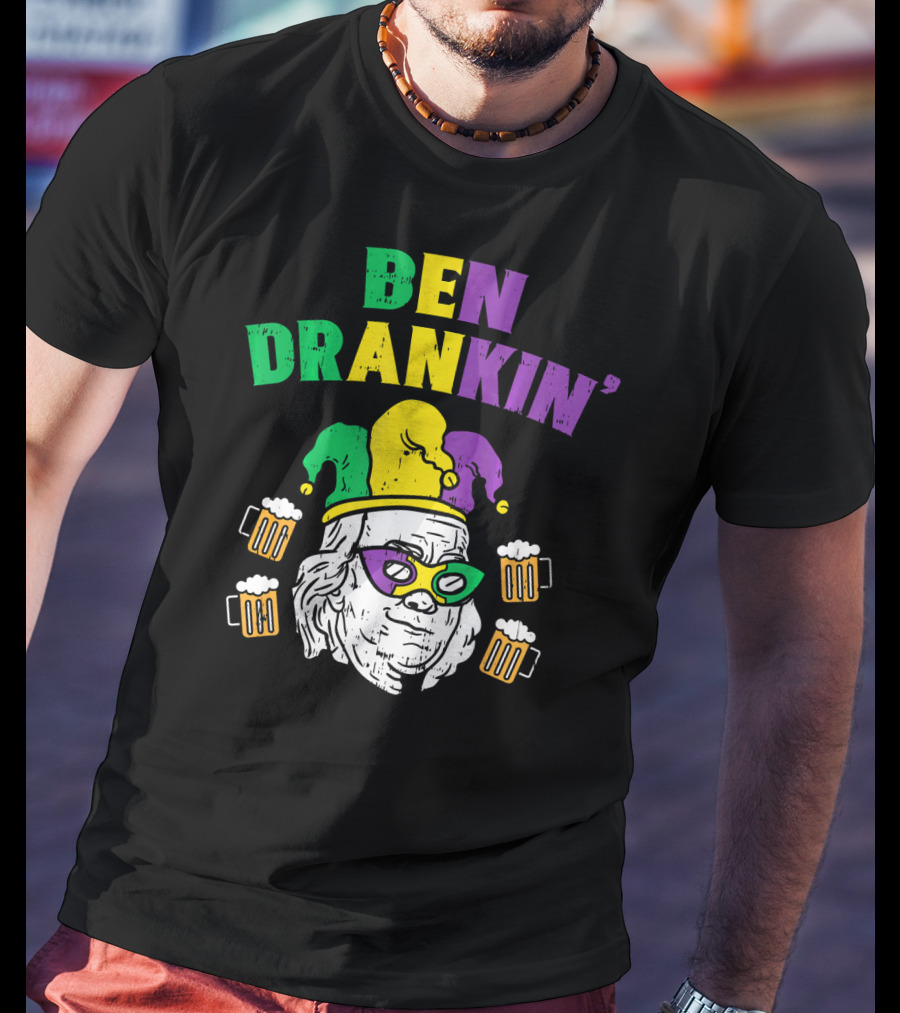 Ben Drankin' Franklin Jester Mask Beer Mugs T-Shirt