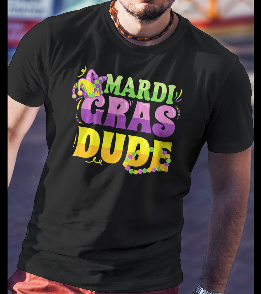 Mardi Gras Dude New Orleans Beads And Jester Hat T-Shirt