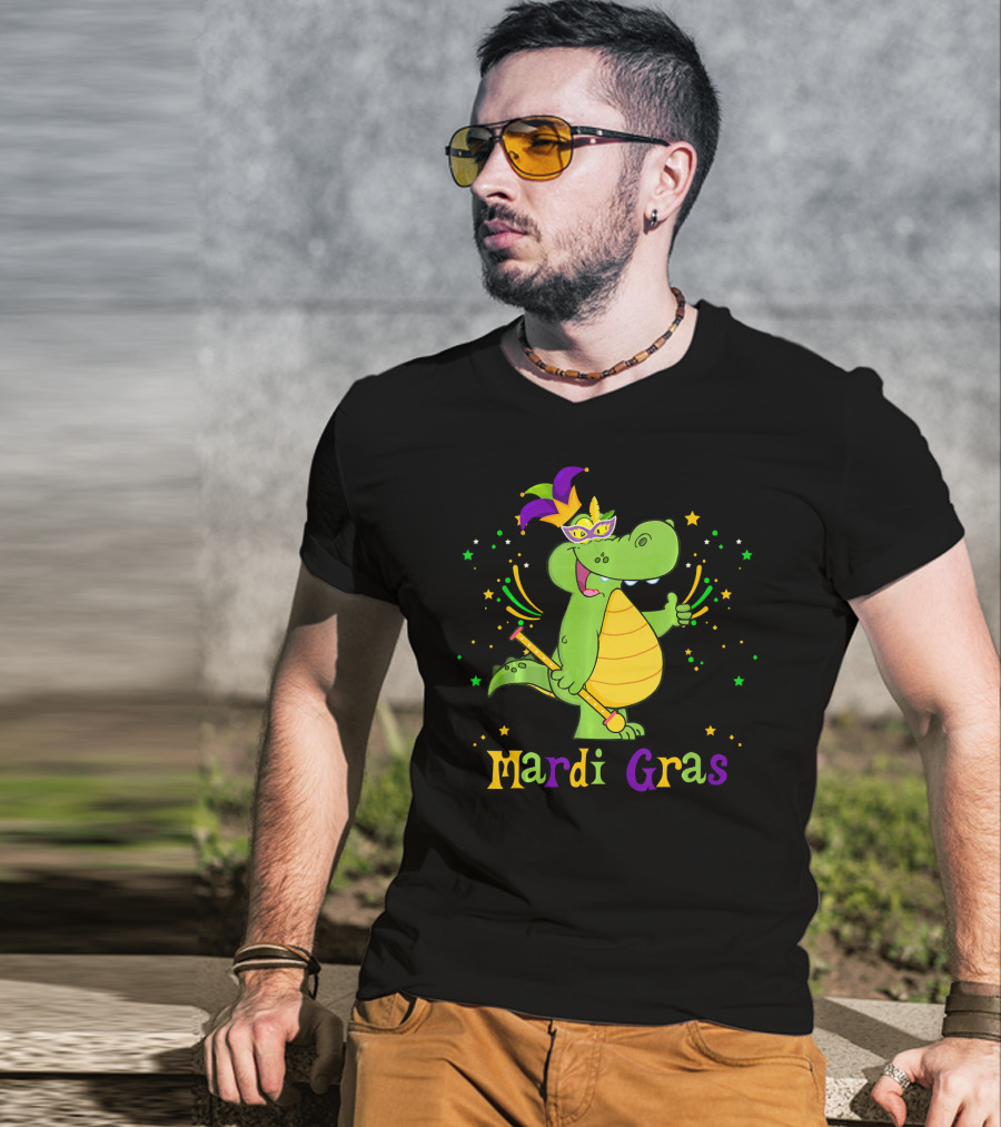 Mardi Gras Alligator With Mask And Star Accents T-Shirt
