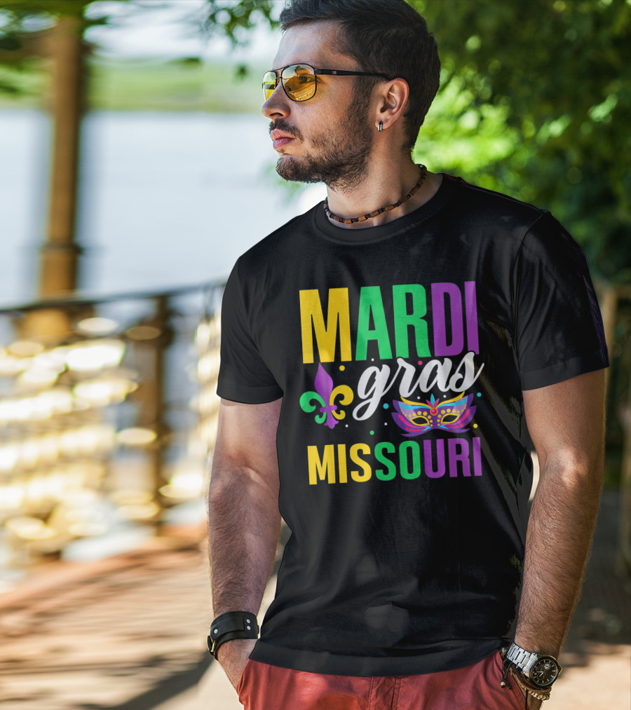 Mardi Gras Missouri Parade Beads Fleur-de-Lis Mask T-Shirt