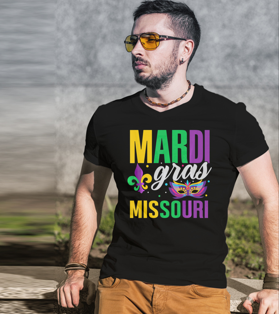 Mardi Gras Missouri Parade Beads Fleur-de-Lis Mask T-Shirt