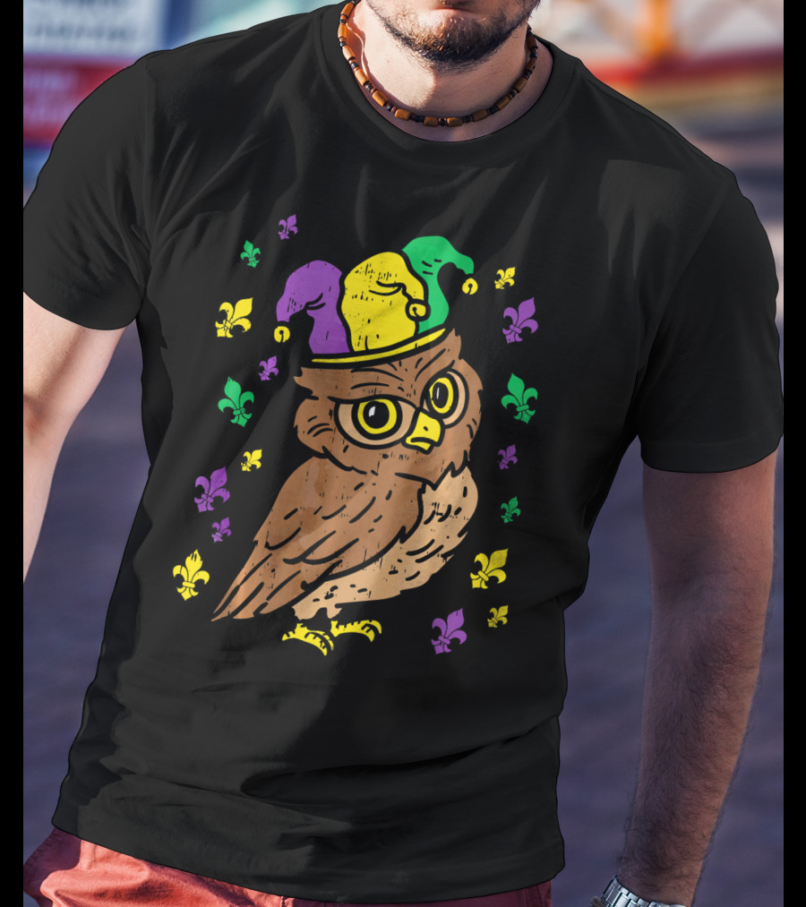 Jester Owl Mardi Gras Bird Animal Lover T-Shirt