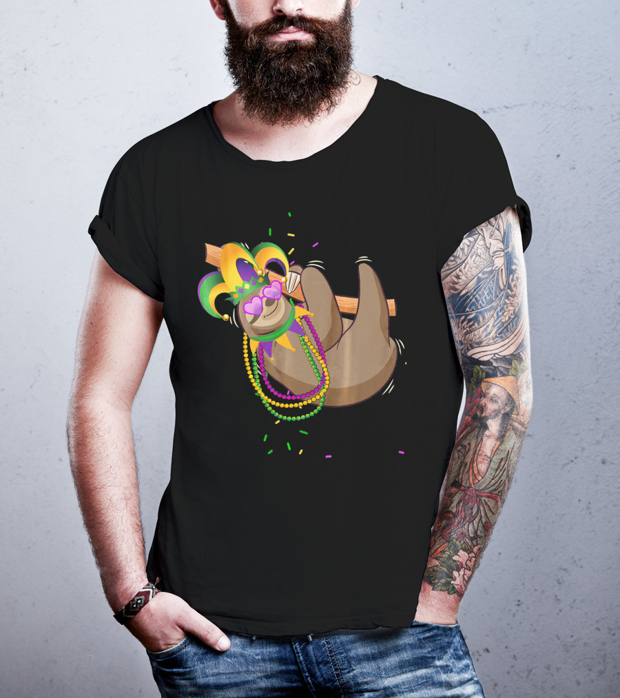 Mardi Gras Sloth Wearing Colorful Beads And Jester Mask T-Shirt