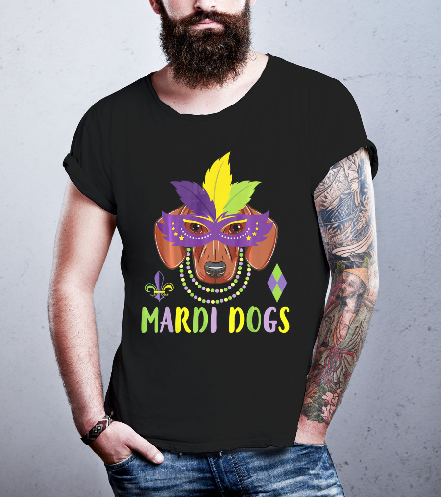 Mardi Dogs Dachshund Mask Beads Fleur-de-Lis Feathers T-Shirt