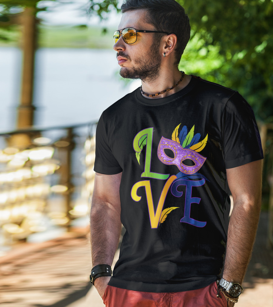 Love Mardi Gras Mask Honor New Orleans T-Shirt