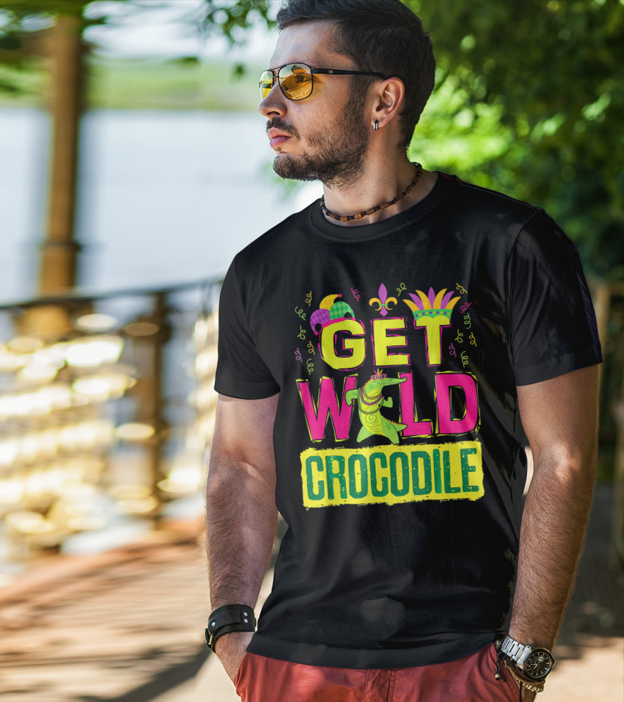 Get Wild Crocodile Mardi Gras Carnival Fleur-de-lis Festive Parade T-Shirt
