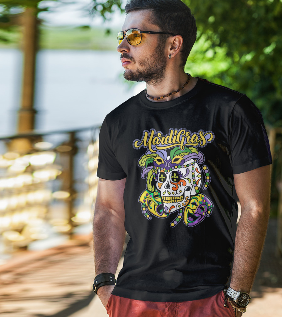 Mardi Gras Sugar Skull With Beads And Mask T-Shirt